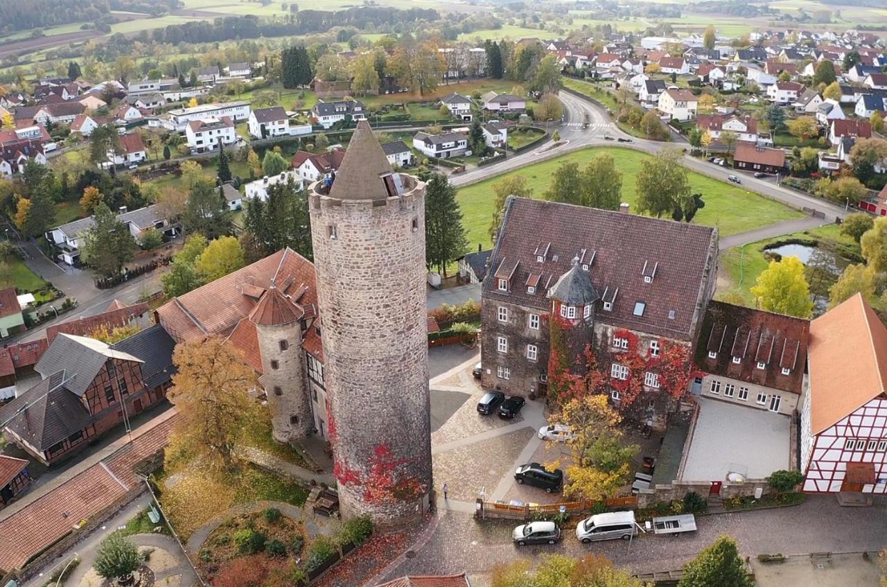 Graefin Amalia - Elegantes In Der Historischen Hinterburg In Schlitz, 2 Schlafzimmer, Mit Garten, Nahe Fulda Und Bad Hersfeld Apartment