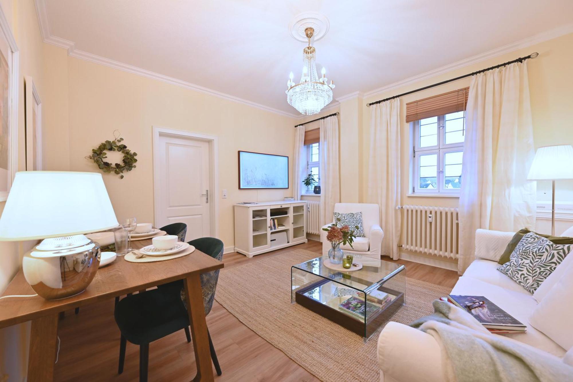 Graefin Amalia - Elegantes In Der Historischen Hinterburg In Schlitz, 2 Schlafzimmer, Mit Garten, Nahe Fulda Und Bad Hersfeld * Шлиц